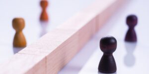 Comprendre le racisme autrement : ce que l’histoire nous apprend